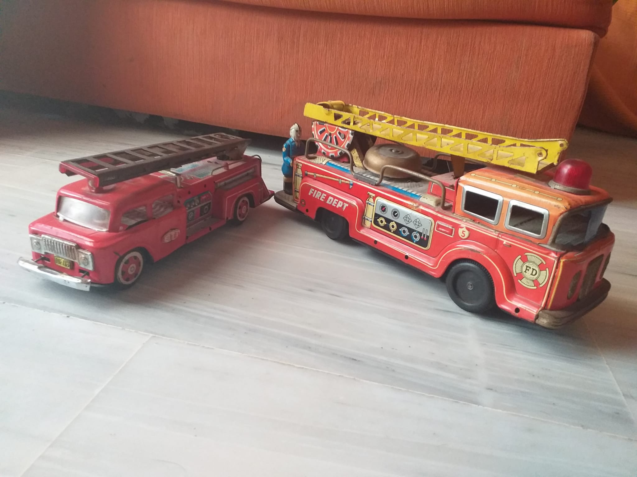 Juguetes de lata camiones bomberos, hojalata, juguetes antiguos, colección
